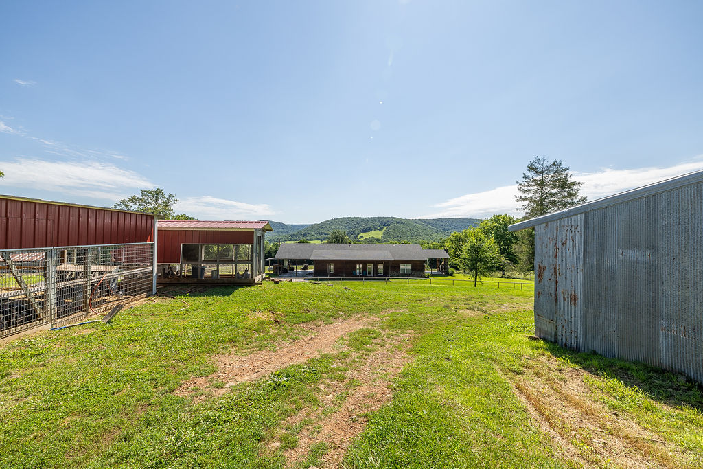 main property photo 35