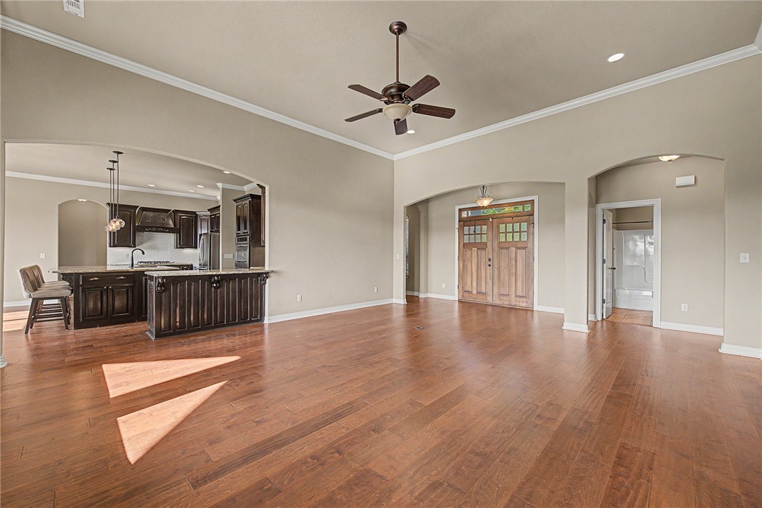 property viewer photo 2