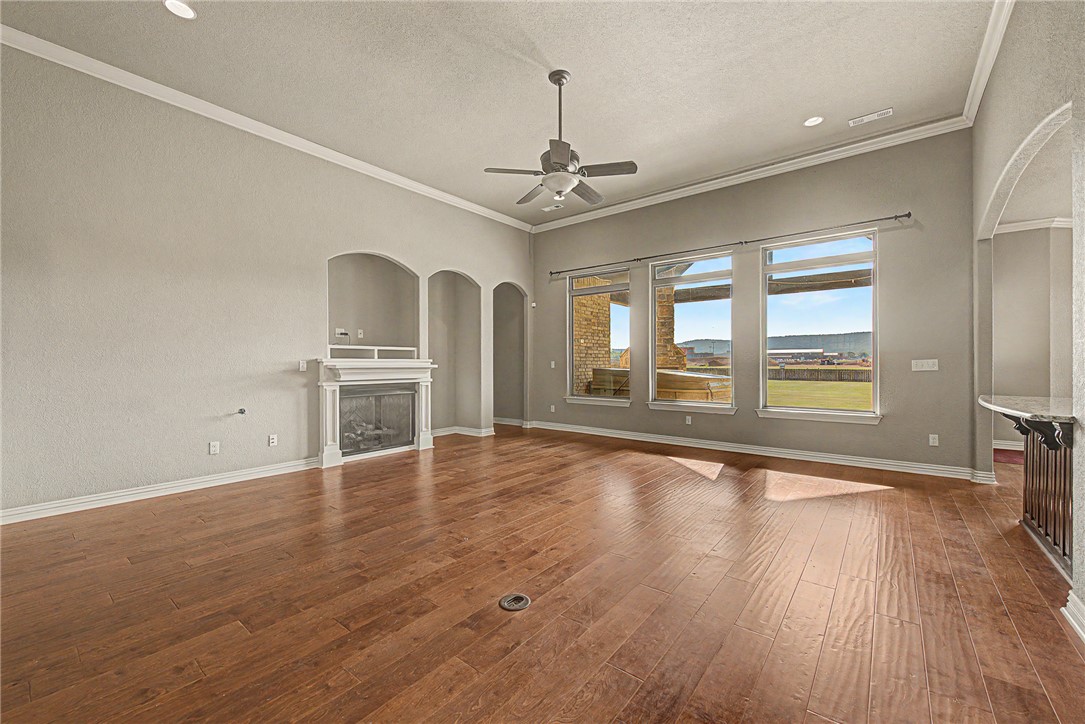 property viewer photo 3