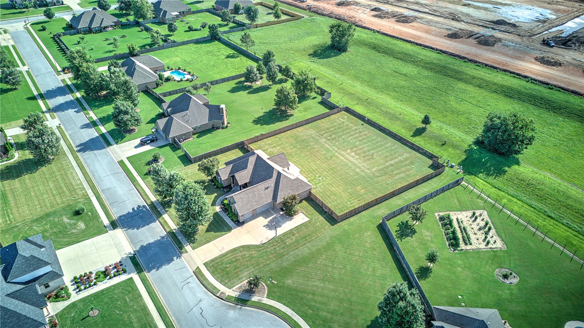 property viewer photo 35