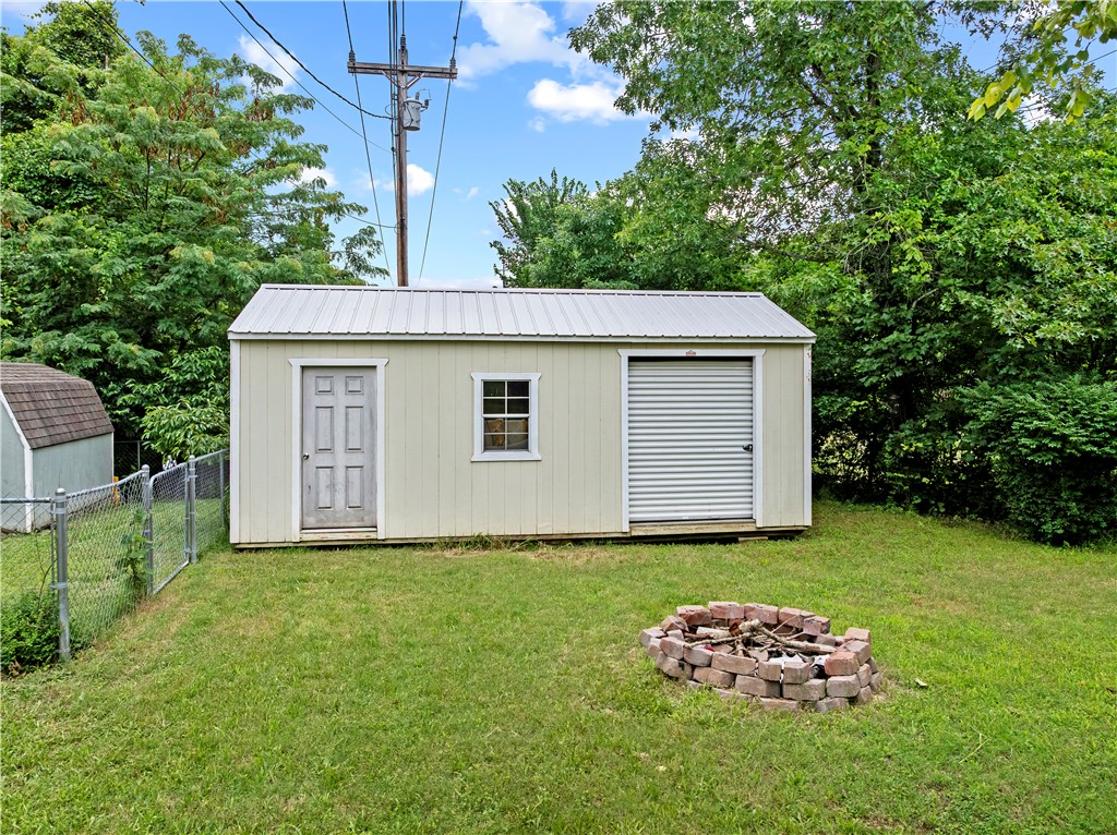 main property photo 33