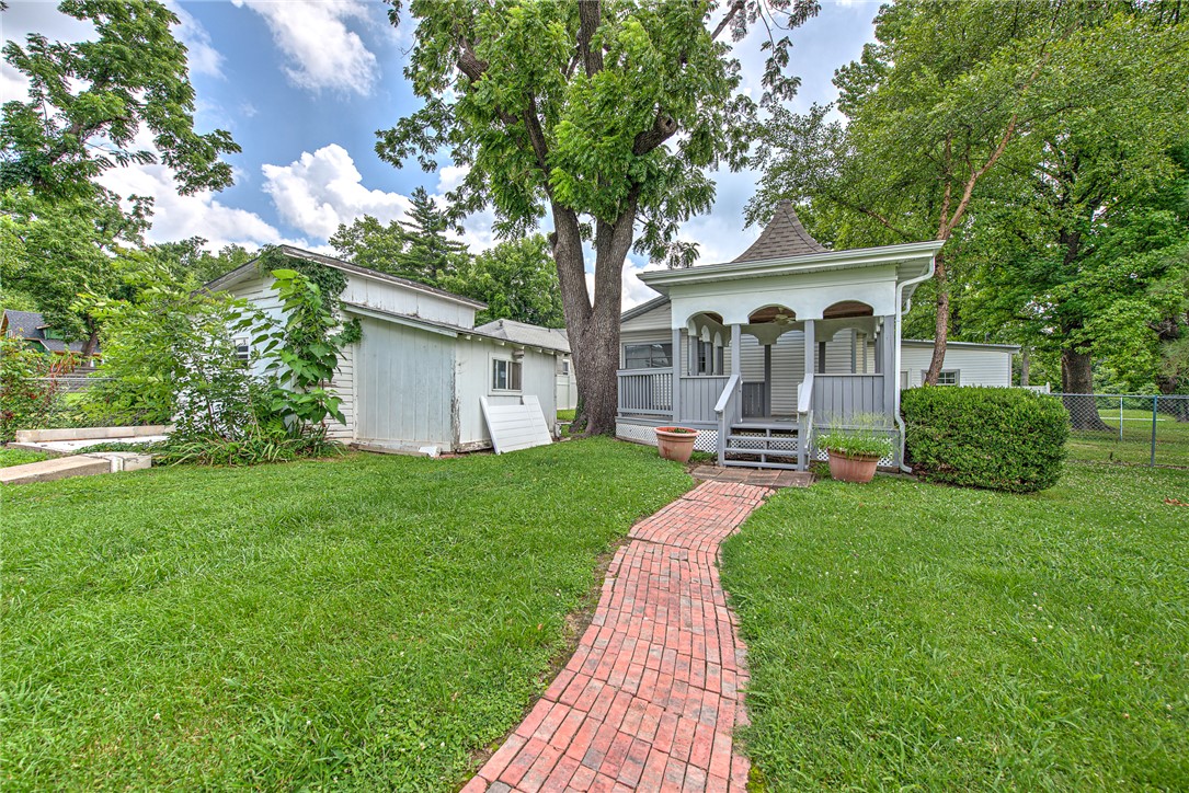 main property photo 27