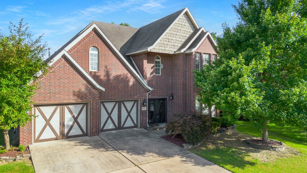 main property photo 20