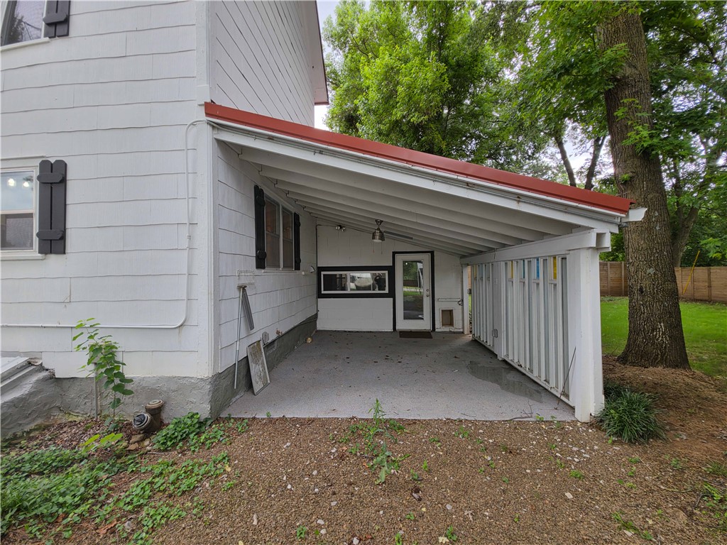 main property photo 6