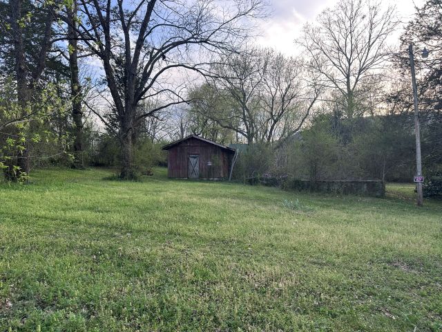 main property photo 7