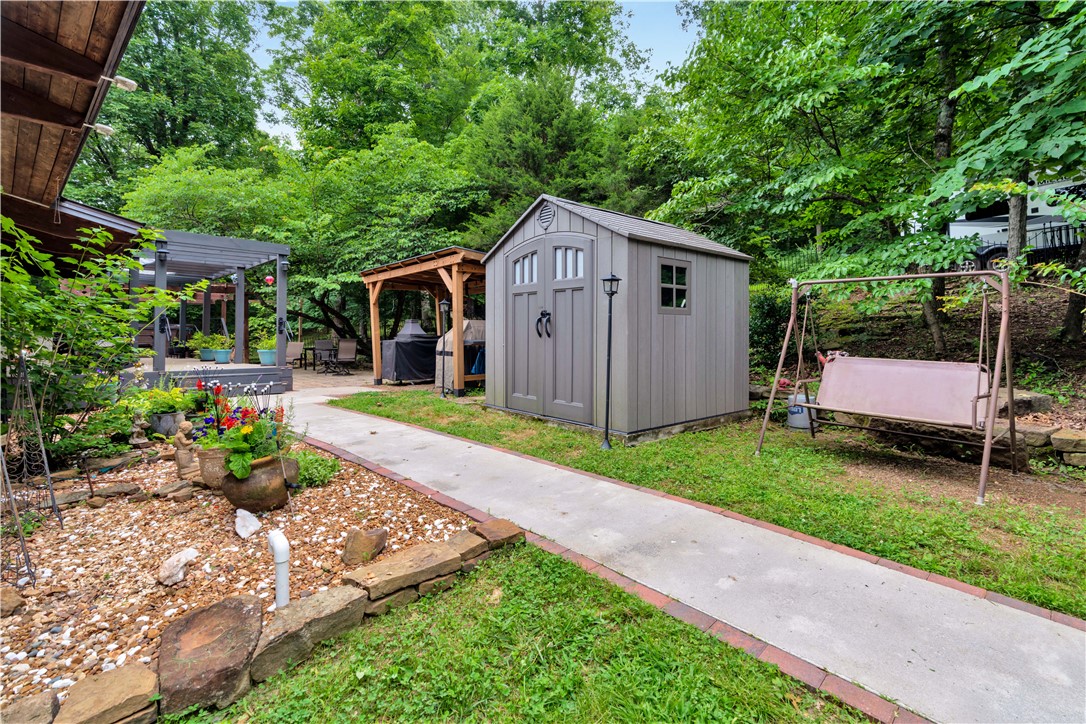 main property photo 38