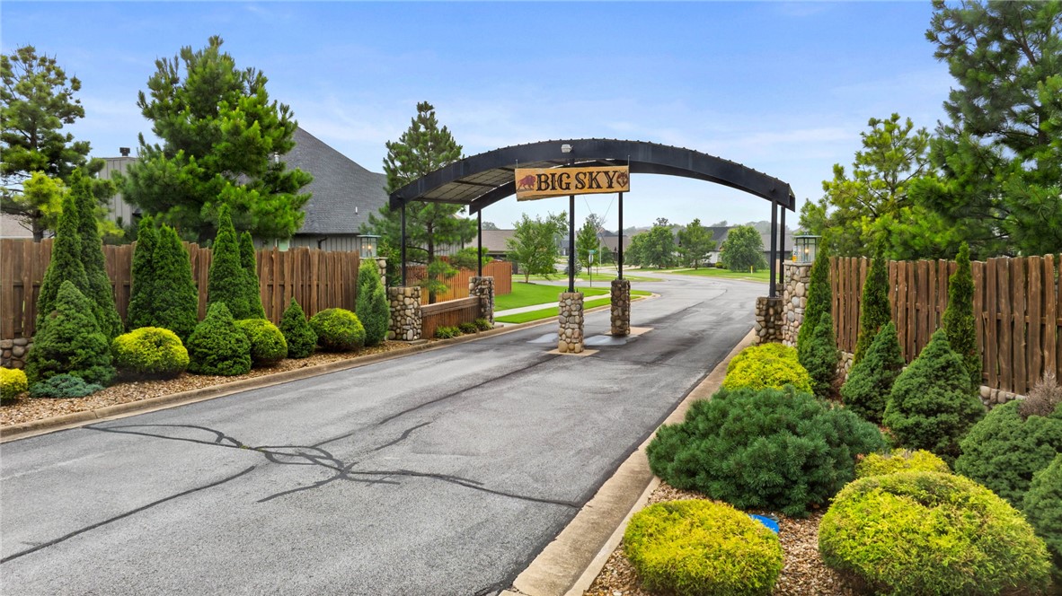 main property photo 36
