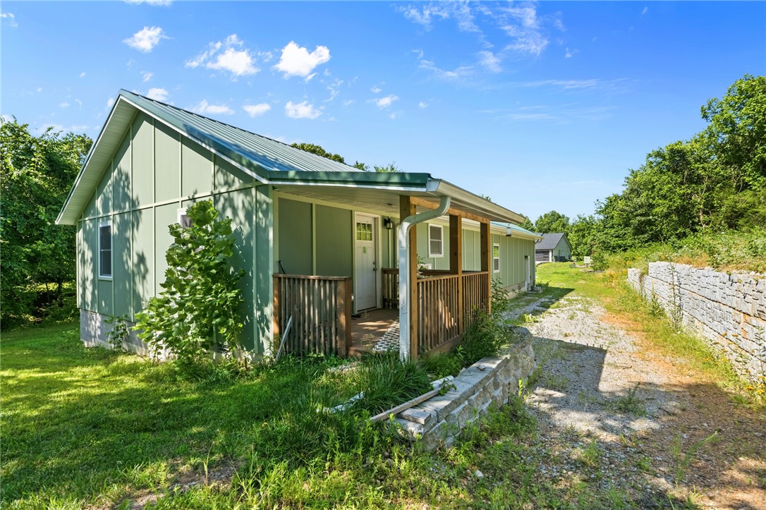 main property photo 23