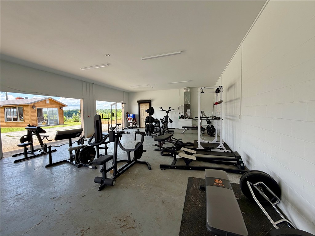 main property photo 36