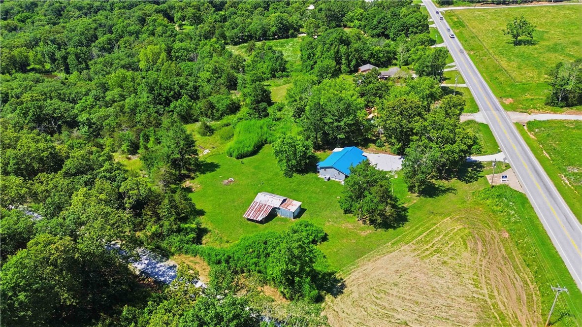 main property photo 41