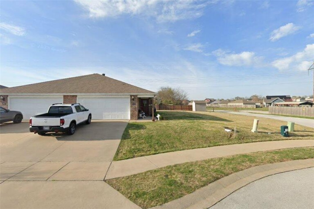 main property photo 18