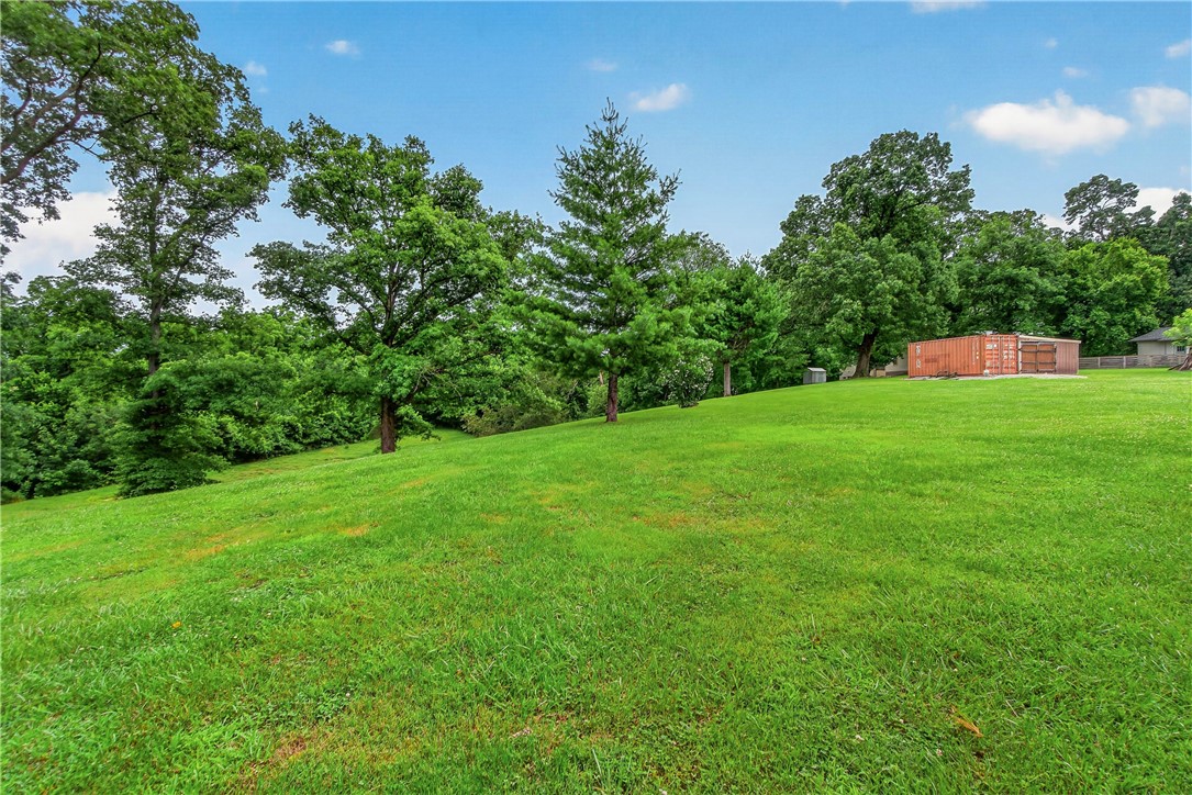 main property photo 37