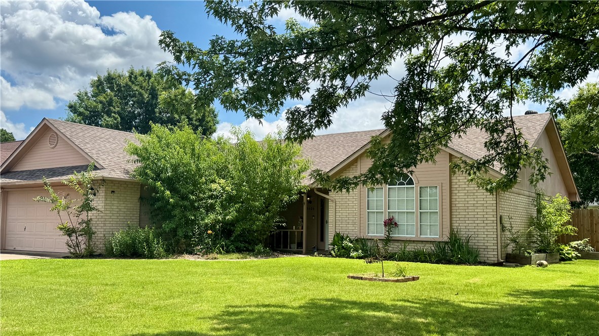 main property photo 30