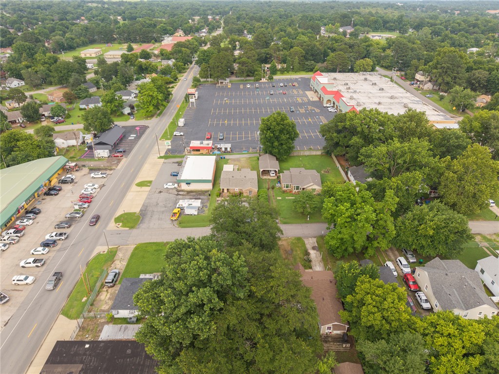 main property photo 45
