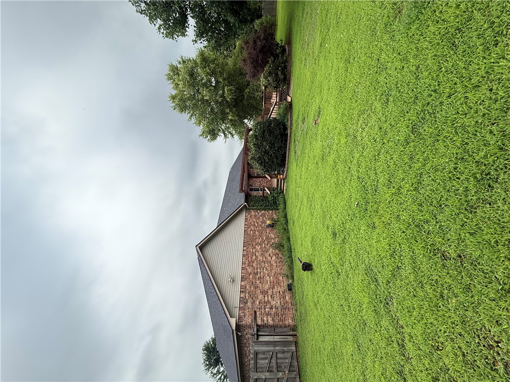 main property photo 7