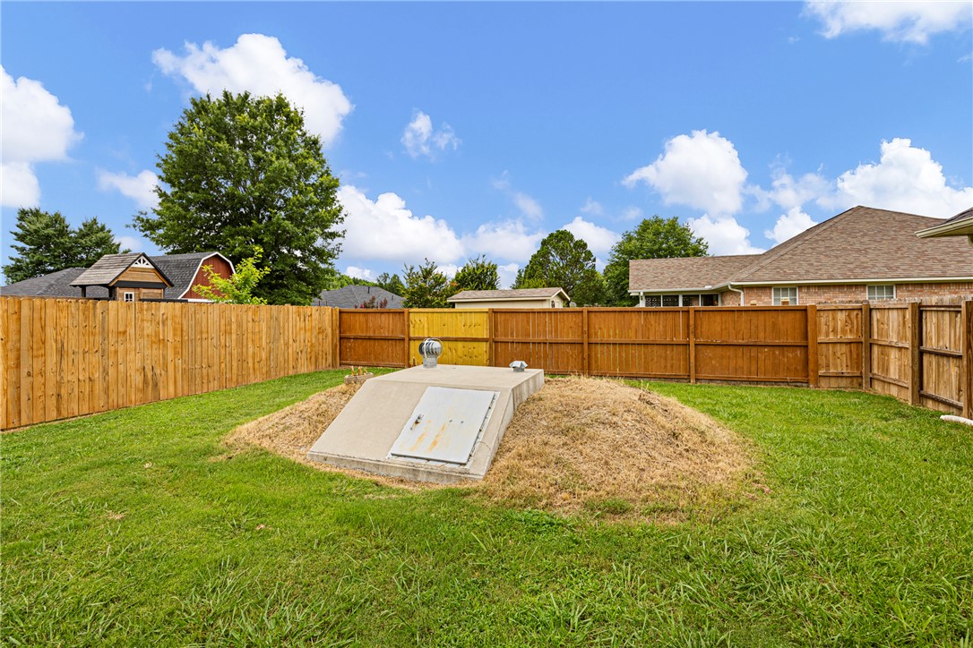 main property photo 50