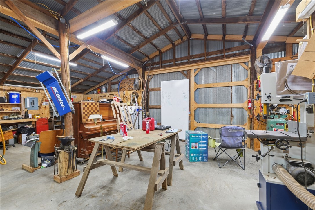 main property photo 51