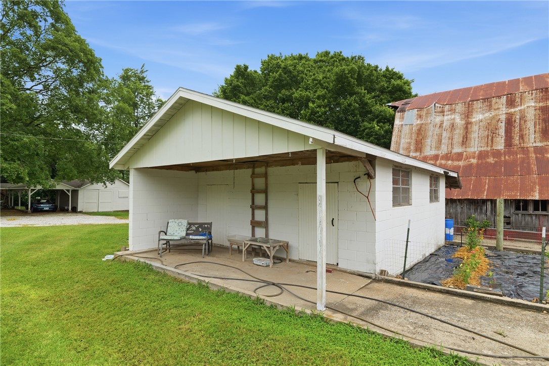 main property photo 56