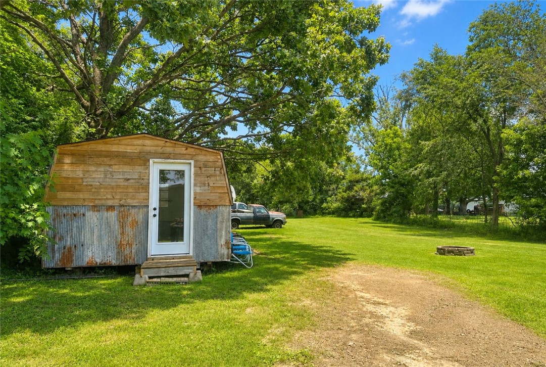 main property photo 37
