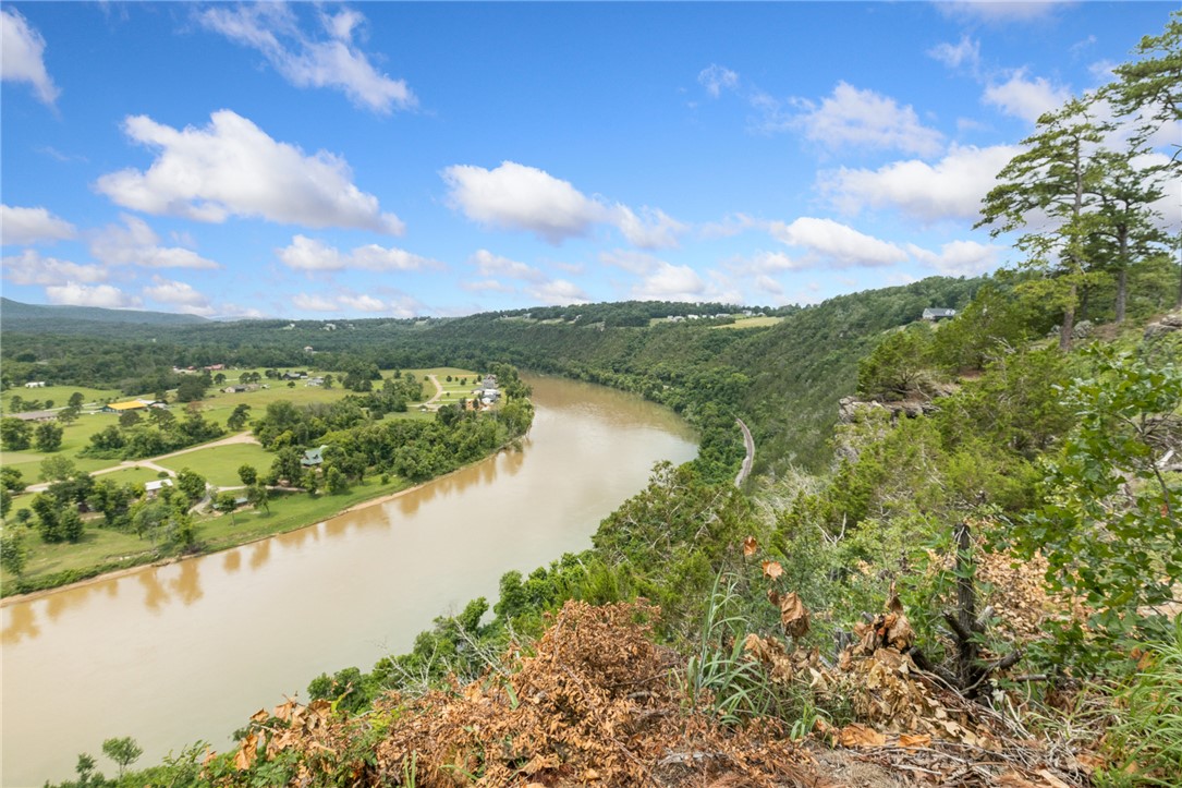 main property photo 41