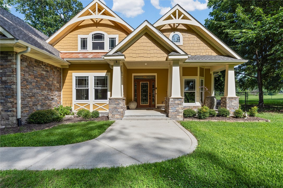 main property photo 2