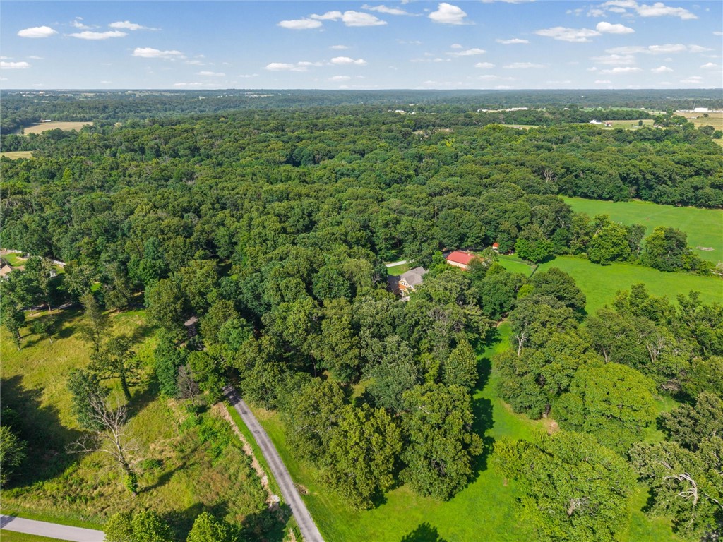 main property photo 29
