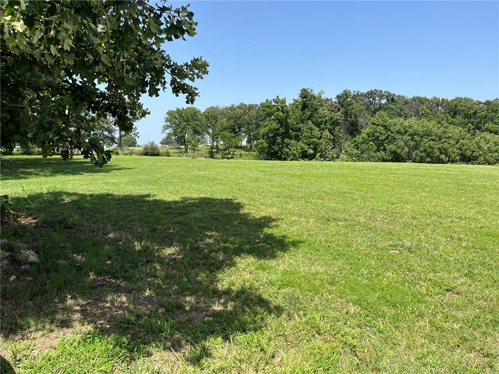 main property photo 19