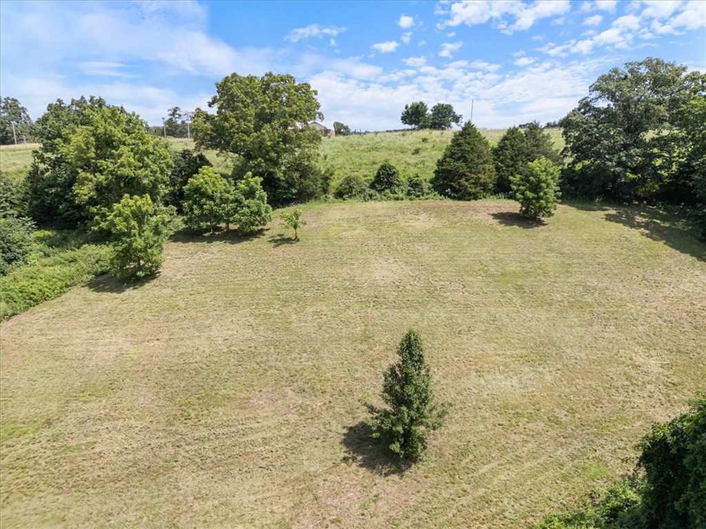 main property photo 16