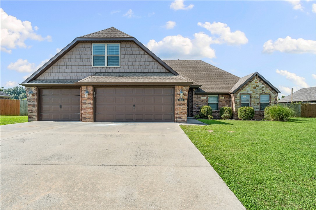 main property photo 7