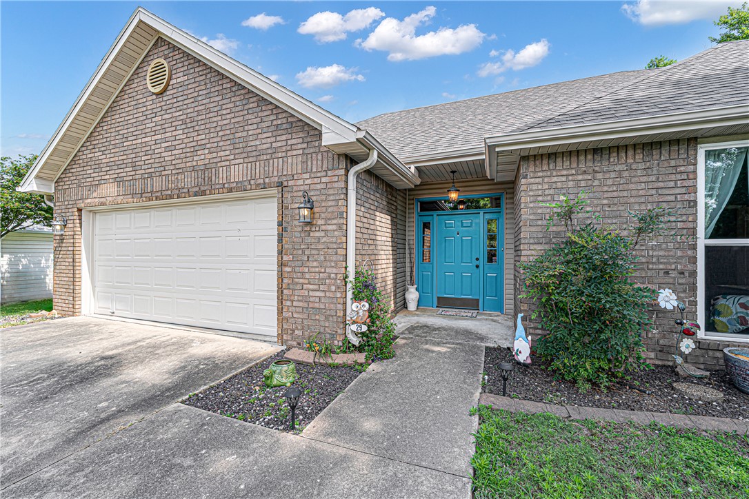 main property photo 14