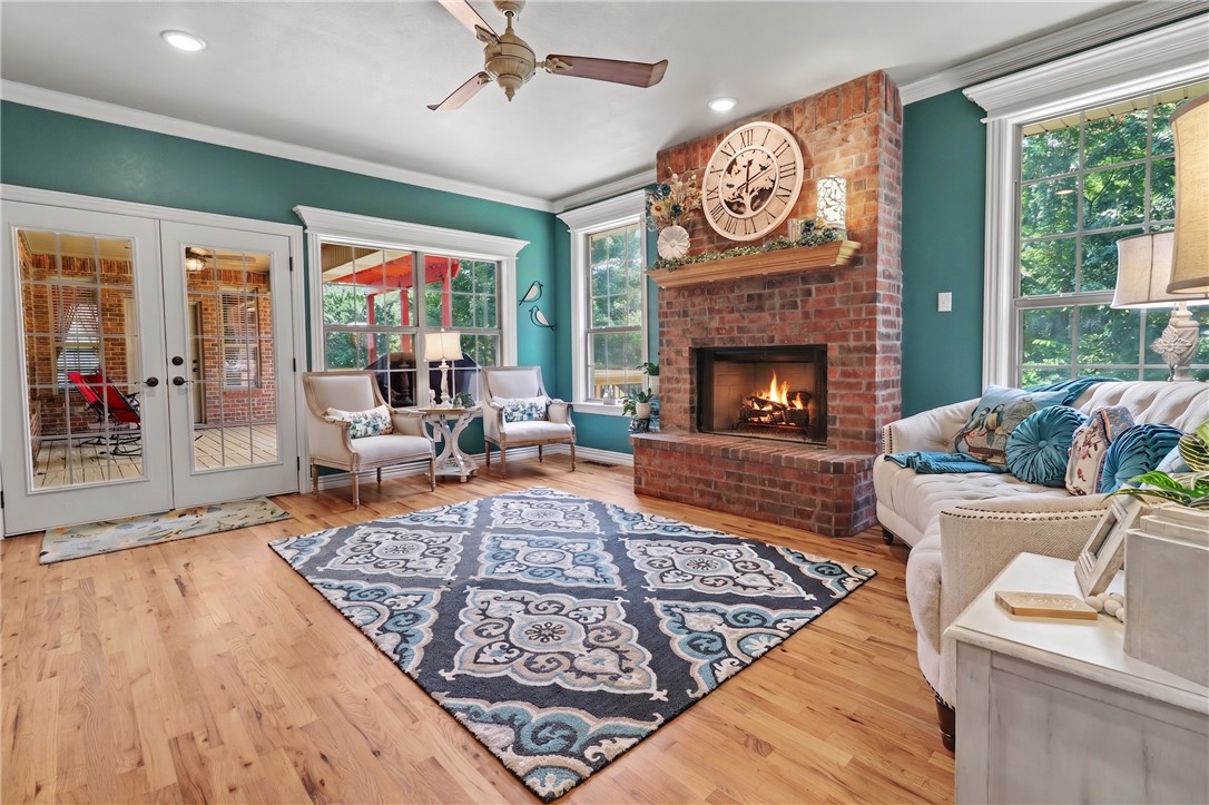 main property photo 16