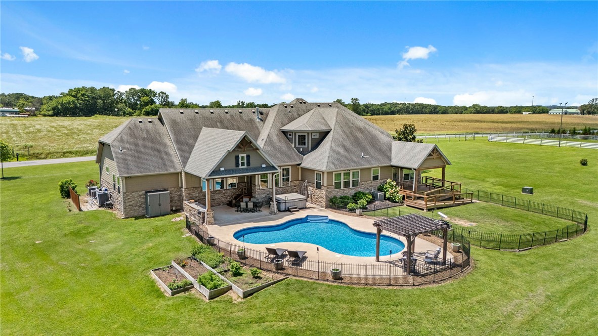 main property photo 44
