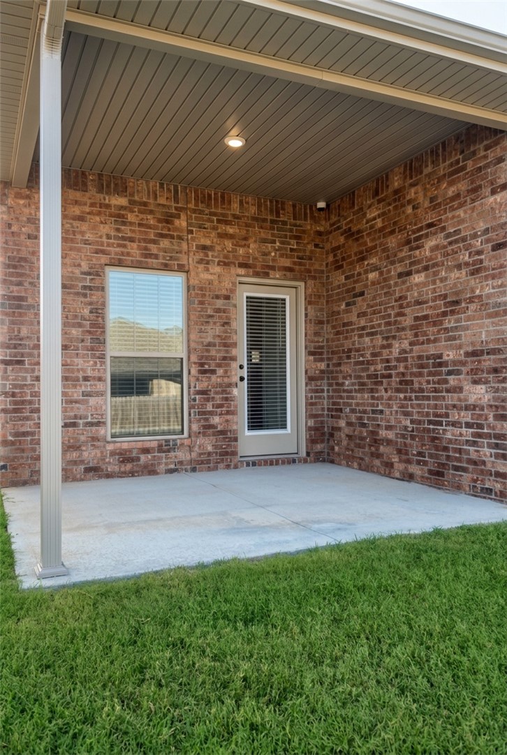 main property photo 7