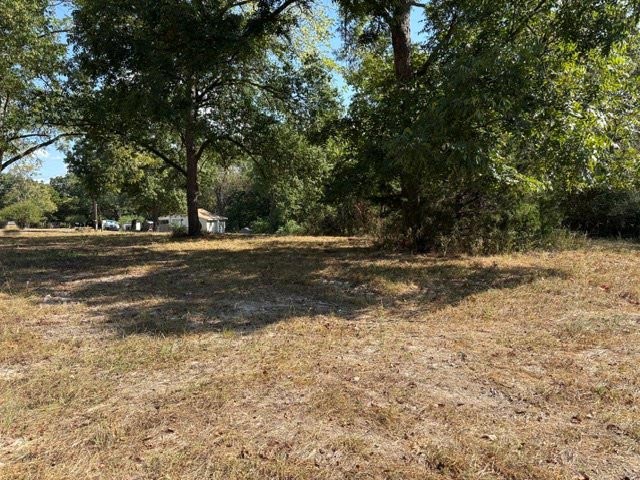 main property photo 28