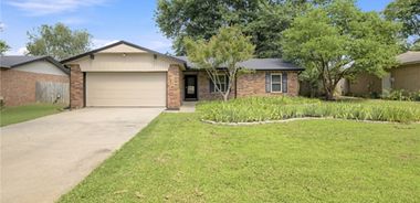 image of property with 3 Bed | 2 Bath | 1,466 Sqft