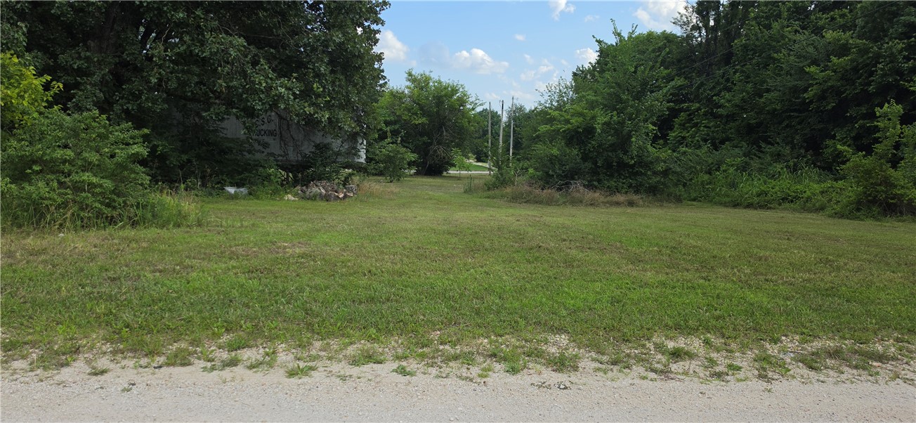 main property photo 3