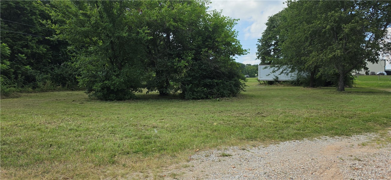 main property photo 6