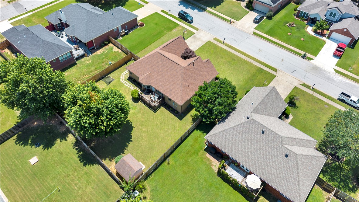 main property photo 23