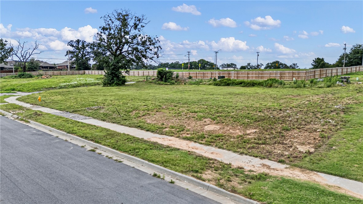 main property photo 7