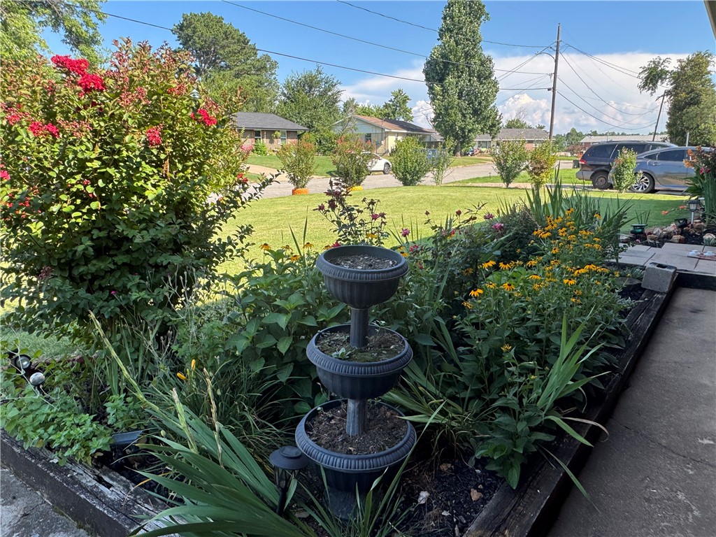 main property photo 35