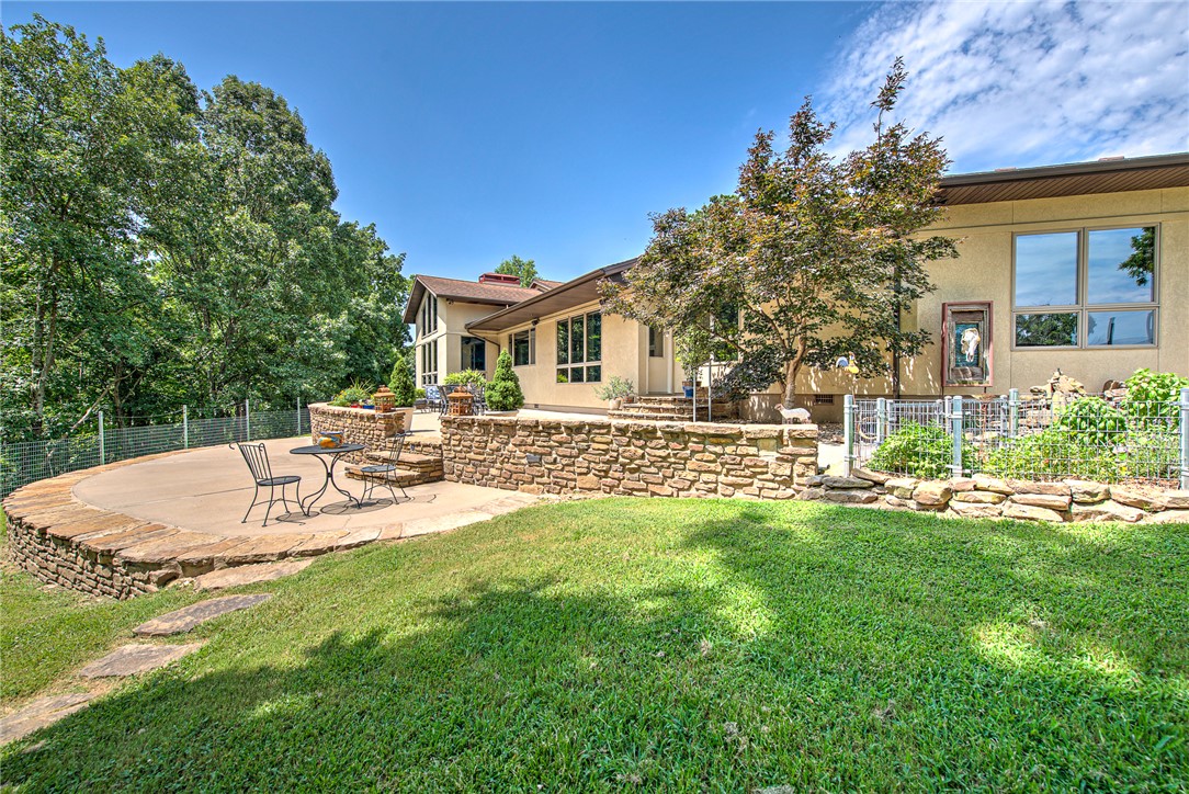 main property photo 51