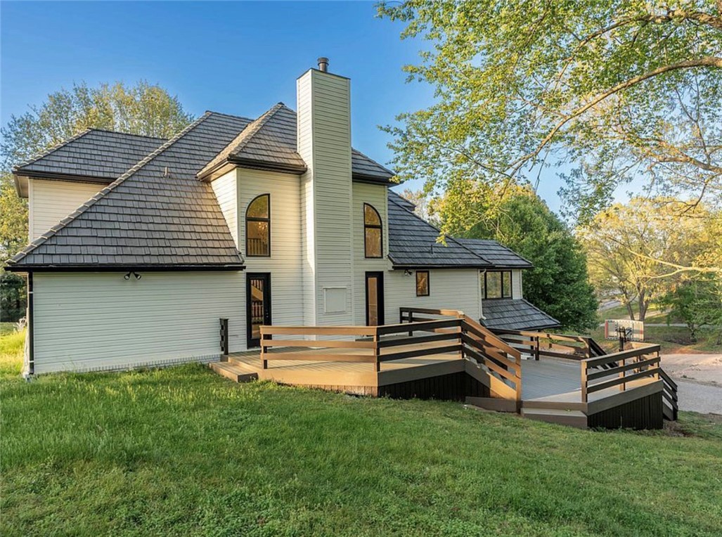 main property photo 7