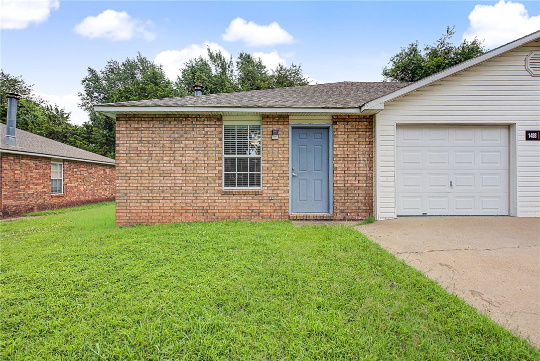 main property photo 30