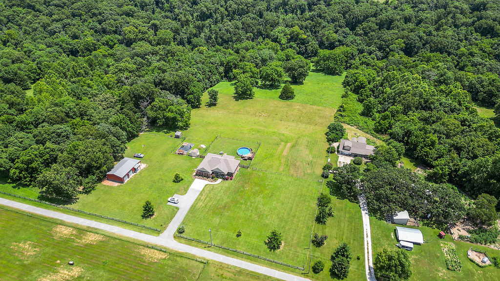 main property photo 43
