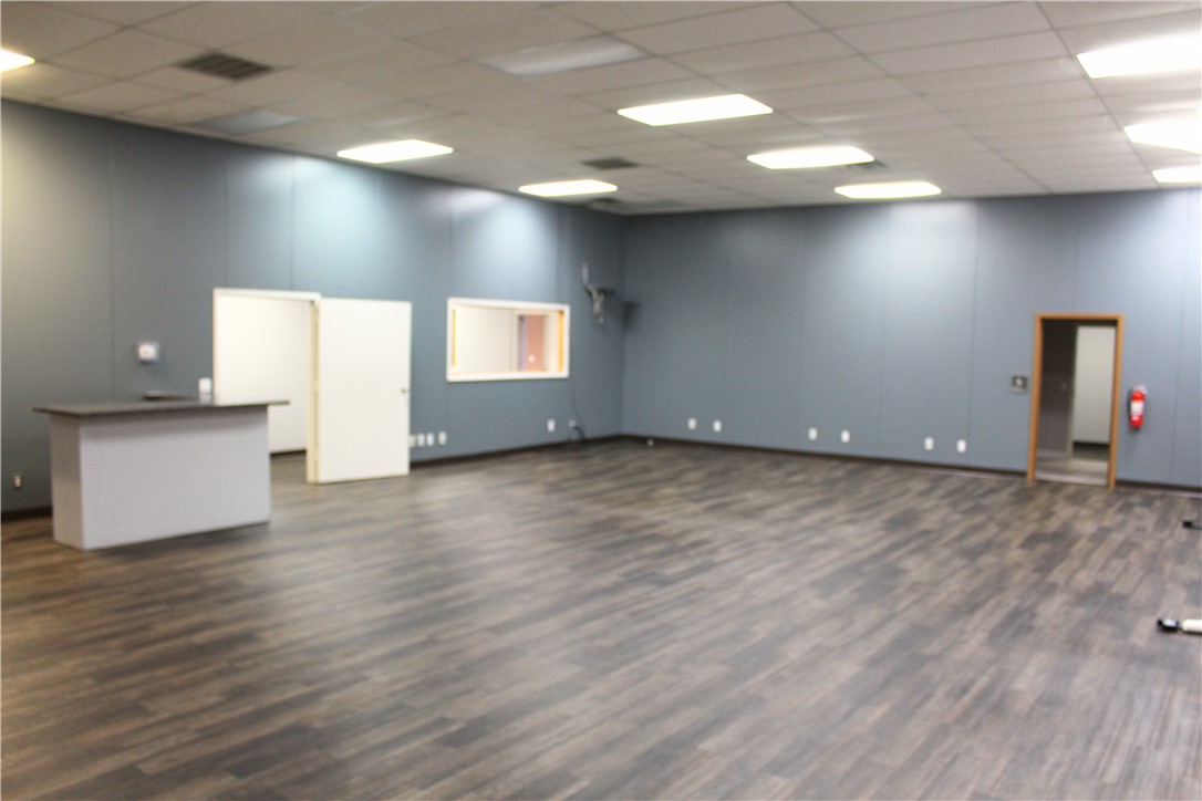 main property photo 15