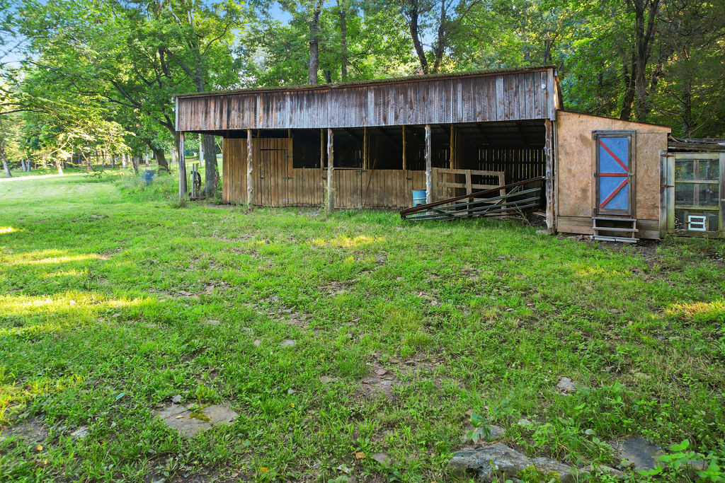 main property photo 45