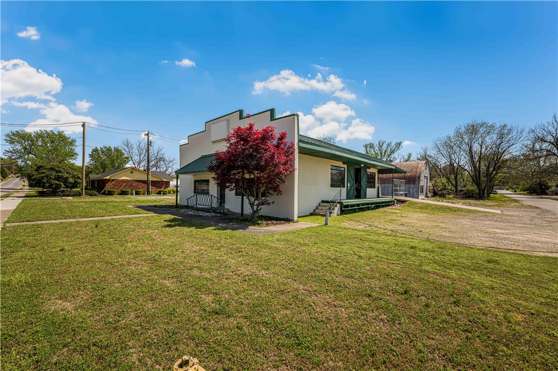 main property photo 2