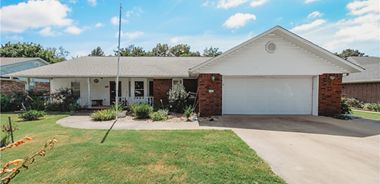 image of property with 3 Bed | 2 Bath | 1,872 Sqft