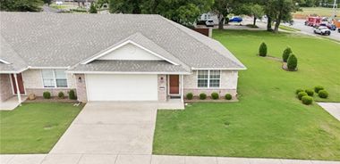 image of property with 3 Bed | 2 Bath | 1,160 Sqft