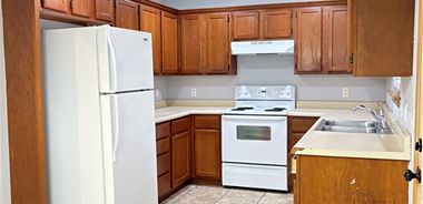 image of property with 6 Bed | 4 Bath | 2,721 Sqft
